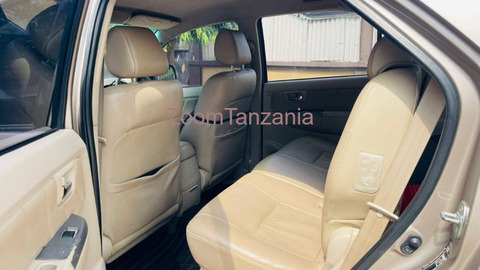 2008 Toyota Fortuner Brown Color - 6/6
