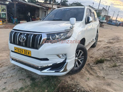 2016 Toyota Land Cruiser Prado White Color
