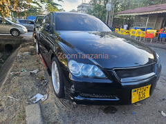 2005 Toyota Mark X Black Color