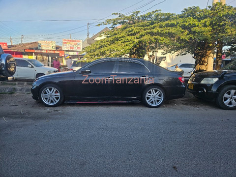 2005 Toyota Mark X Black Color - 3/6