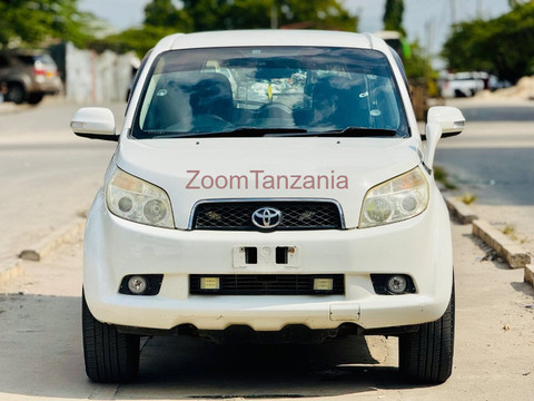 2006 Toyota Rush White Color - 4/6