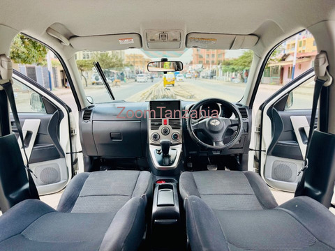2006 Toyota Rush White Color - 5/6