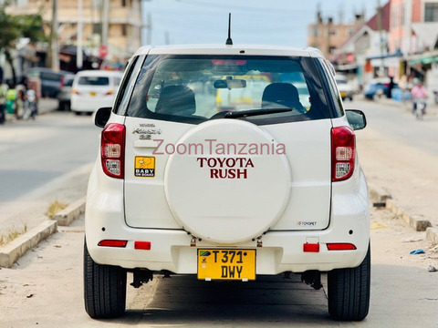 2006 Toyota Rush White Color - 6/6