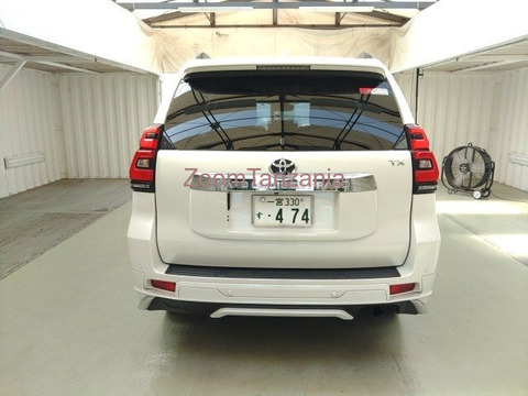 2023 Toyota Land Cruiser Prado White Color - 2/4