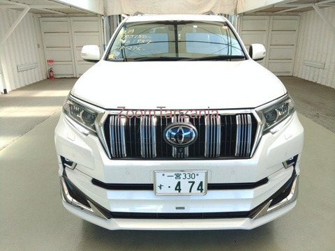 2023 Toyota Land Cruiser Prado White Color - 3/4