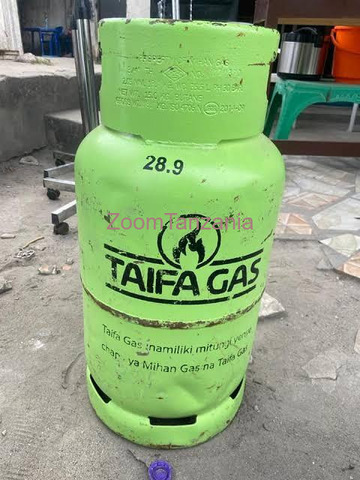 Taifa LPG Gas Cylinder and Gas Regulator