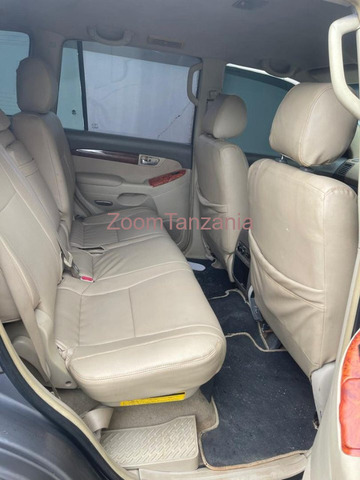 Toyota Land Cruiser Prado 2007 Rangi Gray - 6/6