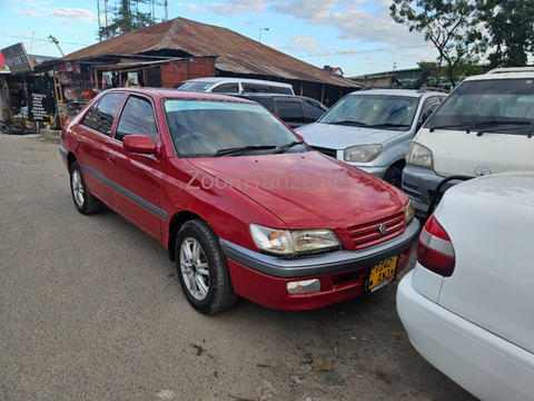 2002 Toyota Premio Red Color - 1/6