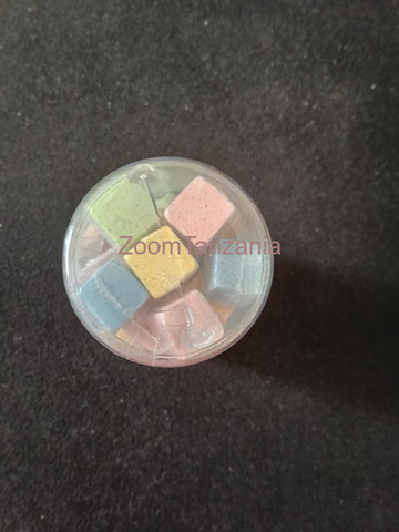 Marks and Spencer Fruity Fizzy Bath Cubes - 3/5