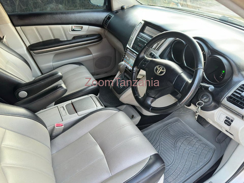 Toyota Harrier 2005 Rangi Gray - 3/6