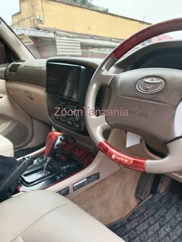 Toyota Land Cruiser Amazon VX 2004 Rangi Red - 3/3