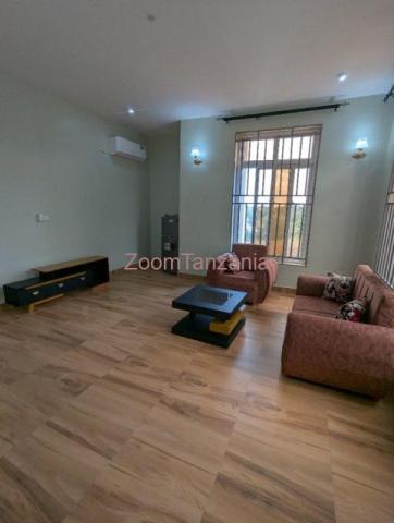 1 Bedroom at UNDE Apartments - 2/6