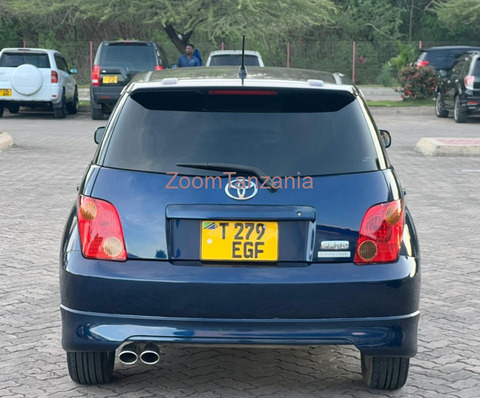 Toyota IST 2005 Rangi Blue - 2/6