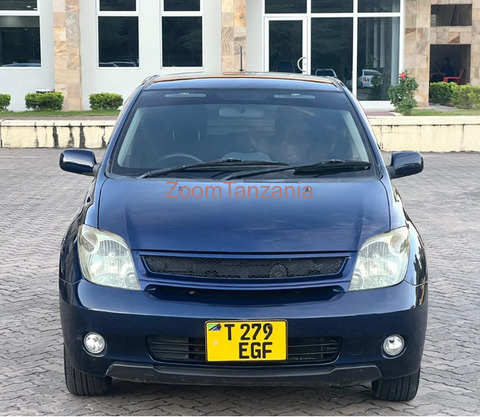 Toyota IST 2005 Rangi Blue - 3/6