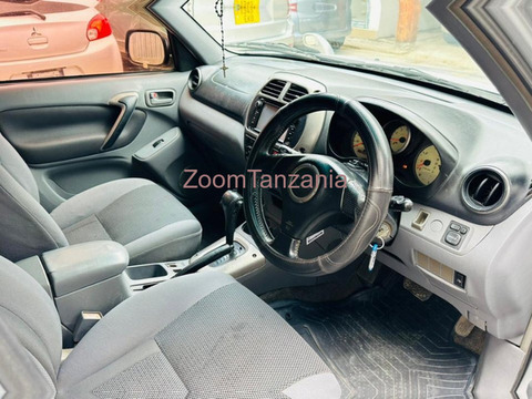 2003 Toyota RAV4 Kilitime Silver Color - 4/6
