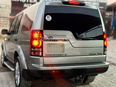 2014 Land Rover Discovery 4 - 5/6