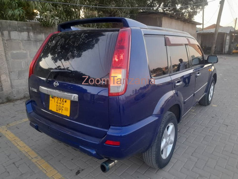 2023 Nissan X-Trail Blue Color - 2/6