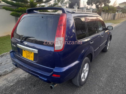 2023 Nissan X-Trail Blue Color - 4/6