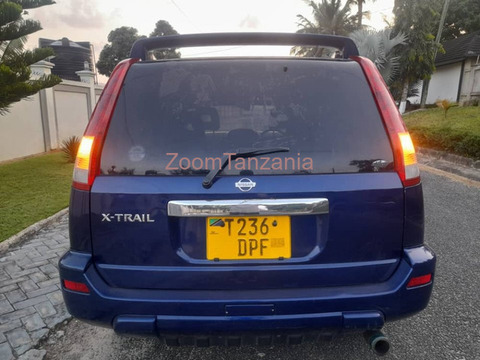 2023 Nissan X-Trail Blue Color - 5/6