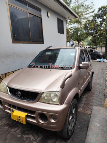 2005 Toyota Cami Gold Color - 3/6