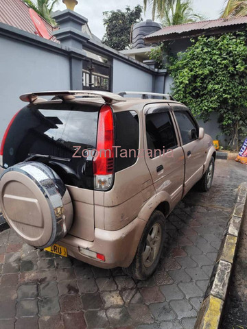 2005 Toyota Cami Gold Color - 5/6
