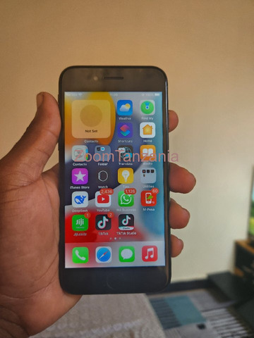 Apple iPhone 7 128GB - 4/4