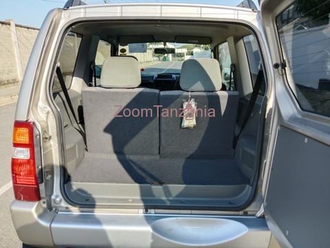 2001 Mitsubishi Pajero Mini - 2/6