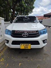 2018 Toyota Hilux Double Cabin White Color