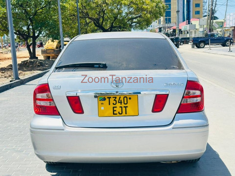 2005 Toyota Premio - 3/5
