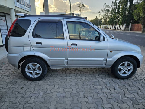 2003 Toyota Cami Rangi Silver - 2/6