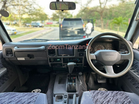 2001 Toyota Land Cruiser Prado - 2/6