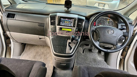 2002 Toyota Alphard Rangi Nyeupe - 3/5