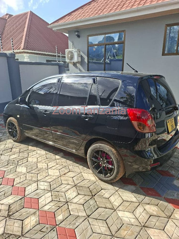 2004 Corolla Spacio Black Color - 3/6