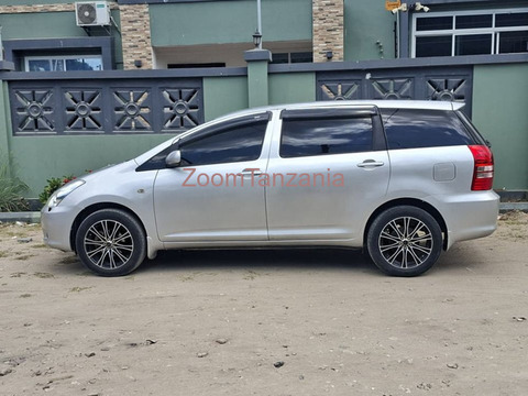 Toyota Wish 2004 Rangi Silver - 5/6