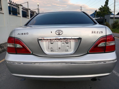 2004 Toyota Brevis Rangi Silver - 2/6