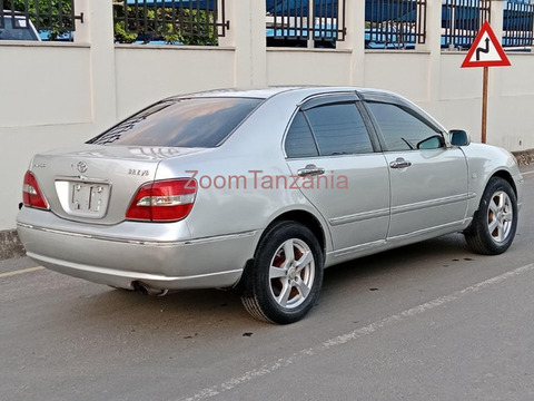 2004 Toyota Brevis Rangi Silver - 5/6