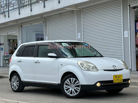 2010 Mazda Verisa White Color - 4/6