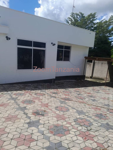3 Bedroom House For Sale in Amani Street Mpiji Magohe - 2/6