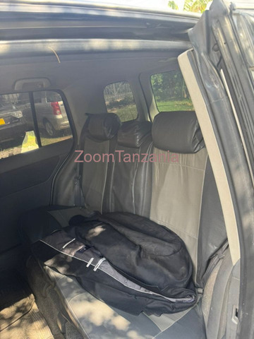 2005 Toyota Raum Rangi Silver - 4/5