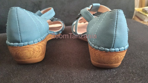 Ladies Blue Comfortable Sandals - 5/6