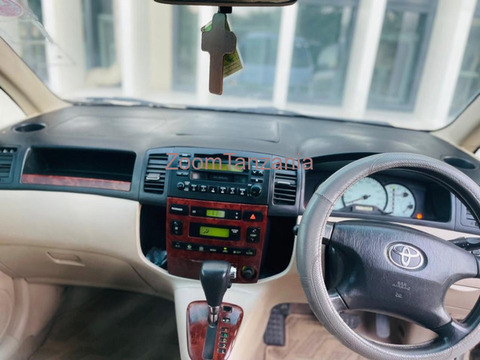 Toyota Corolla Spacio 2005 Rangi Silver - 2/5