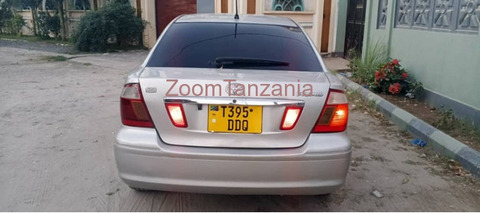 Toyota Premio 2002 Rangi Silver - 5/5
