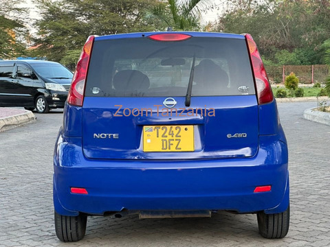 Nissan Note 2005 Blue - 2/6