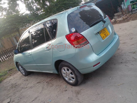 2005 Toyota Corolla Spacio Blue - 4/6