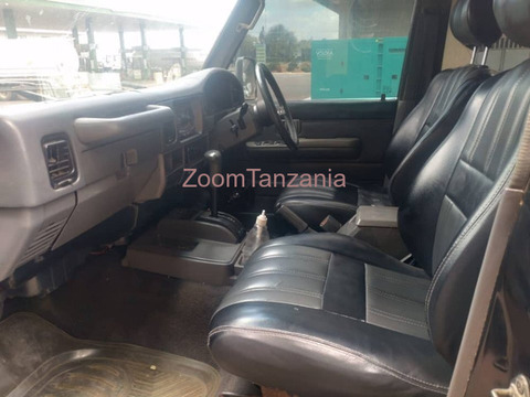 1994 Toyota Land Cruiser SX Green - 5/6