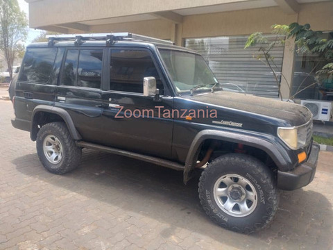 1994 Toyota Land Cruiser SX Green - 6/6