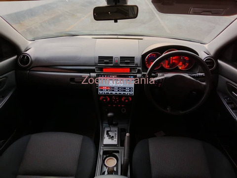 MAZDA 3 2006 Nyeusi - 5/6