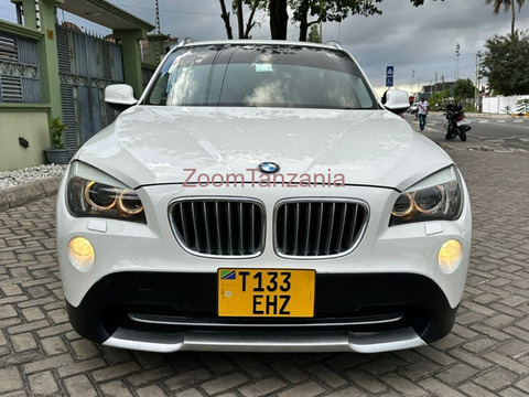 2011 BMW X1 White - 1/6