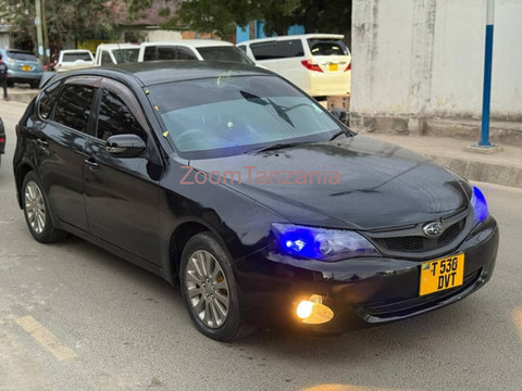 Subaru Impreza 2011 Nyeusi - 3/5