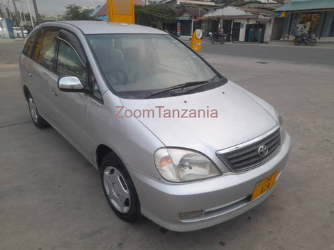Toyota Nadia 2003 Silver - 4/6